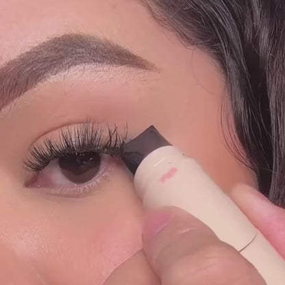 Velia™ Instant Wing Liner